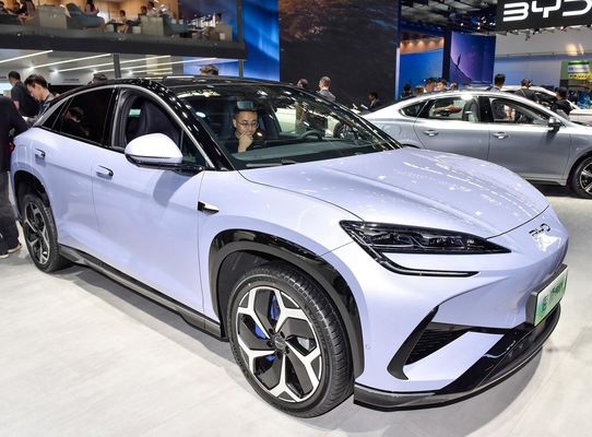 Nuevo vehículo eléctrico PURE BYD Sea lion 07 con BYD e-platform 3.0 EV arquitectura 210km/h velocidad máxima y 231P.s potencia del motor