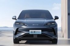 Nuevo vehículo eléctrico PURE BYD Sea lion 07 con BYD e-platform 3.0 EV arquitectura 210km/h velocidad máxima y 231P.s potencia del motor