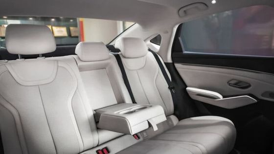 Nuevo vehículo híbrido 2024 BYD Qin L Dm-i 1.5T 101Ps.L4 Motor con 218Ps Potencia del motor eléctrico 180km/h Velocidad máxima