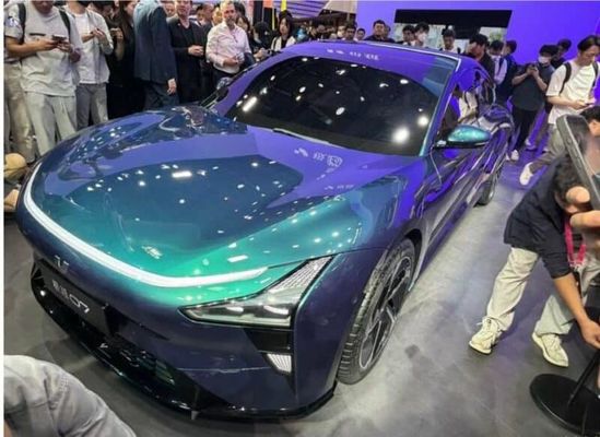 Pre-venta Marca conjunta Geely&Baidu Jiyue07 vehículo eléctrico puro con 200kw/271P.s potencia del motor 2WD tren motriz 4 puertas/5 asientos