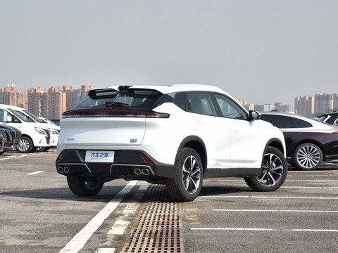 2024 Nuevo híbrido Dongfeng Forthing Haohan PHEV 1.5t Fwd Vehículo SUV compacto de 5 asientos Vehículo eléctrico híbrido de gasolina