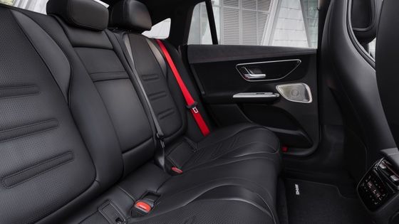 Vehículo eléctrico de gran autonomía Mercedes-Benz EQE AMG 53 4MATIC+ con potencia del motor de 460kw/625P.s 220km/h velocidad máxima