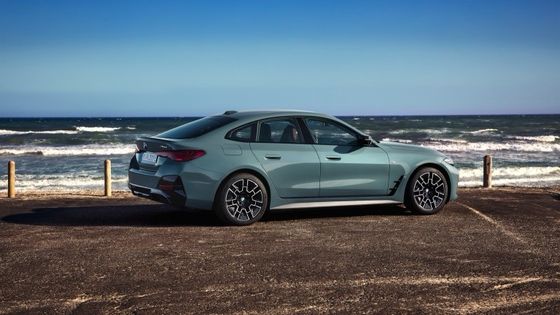 Vehículo eléctrico puro de alto rendimiento alcance de 450 km BMW i4 aceleración de 0 a 100 km/h a 3.9s 225 km/h velocidad máxima 400kw de potencia