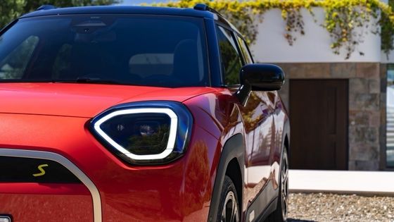 Todo nuevo todo eléctrico MINI Aceman SE 54.2kwh Batería con un potente 215hp & 330N.m Motor 7.1s Aceleración de 0-100km / h