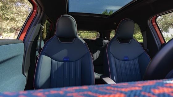 Todo nuevo todo eléctrico MINI Aceman SE 54.2kwh Batería con un potente 215hp & 330N.m Motor 7.1s Aceleración de 0-100km / h