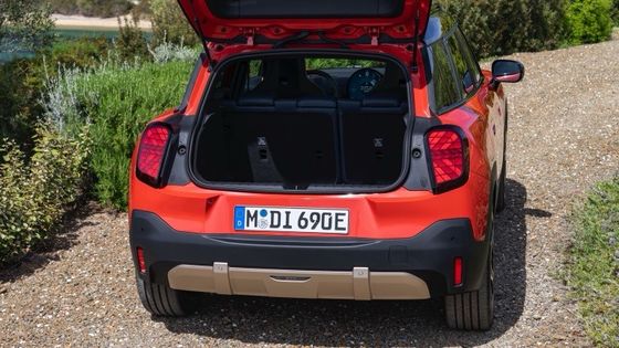 Todo nuevo todo eléctrico MINI Aceman SE 54.2kwh Batería con un potente 215hp & 330N.m Motor 7.1s Aceleración de 0-100km / h