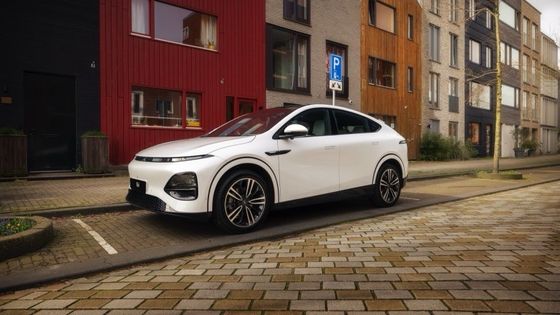 Xpeng G6 RWD Long Range Vehículo Eléctrico SUV EV Coche Eléctrico con una potencia de motor de 210kw de conducción RWD y alcance de 490km