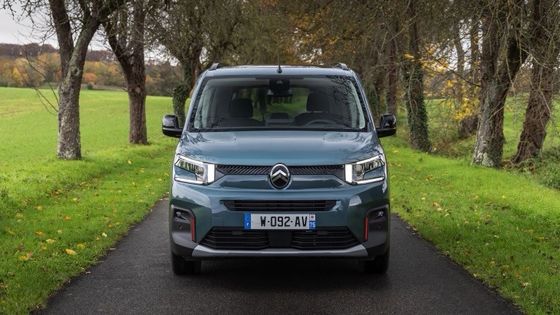 NUEVO CITROEN e-Berlingo Nuevo Vehículo Eléctrico 339km Alcance batería de 52kwh con 100kw ((136P.s) Potencia del motor y 132km/h velocidad máxima