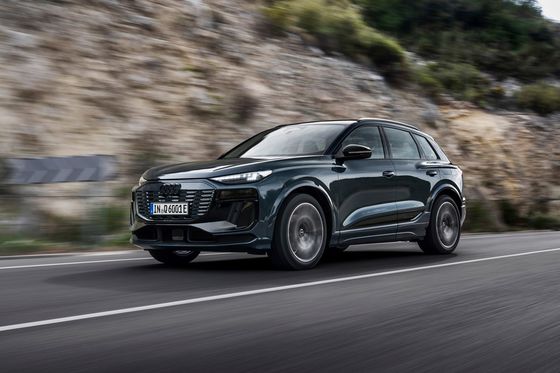Largo alcance reclamado con carga súper rápida de 270kw y equipo generoso en el Audi Q6e-tron vehículo eléctrico puro de 285kw de potencia