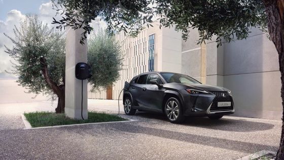 Lexus UX300e 2023 Revisión, todo eléctrico EV 440km Rango WLTP 7.5s 0-100km/h Aceleración con 150kw de potencia Carro eléctrico puro