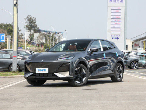 El nuevo sistema HUAWEI DEEPAL S07 2024 EREV con 121 km CLTC0.5h Tiempo de carga rápida 175kW Potencia máxima 320N.m Torque