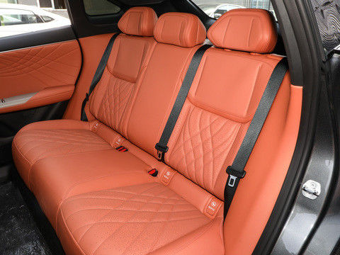 El nuevo sistema HUAWEI DEEPAL S07 2024 EREV con 121 km CLTC0.5h Tiempo de carga rápida 175kW Potencia máxima 320N.m Torque