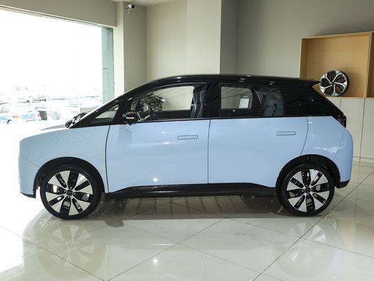 Eléctrico Jiangnan U2 Hatchback Dirección izquierda 406km Range Coches eléctricos