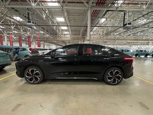 RHD 2024 JMEV Yi GSE Coches eléctricos con un alcance de 430 km y una potencia máxima de 118 kW