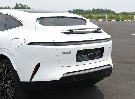 4 Doors 5 Seater Large Electric Cars Avita 11 555km Range 200km/h Max speed