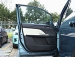 Dongfeng Venucia’S New EV: VX6 5door/Seats Family Pure Electric SUV CLTC520km 165km/H
