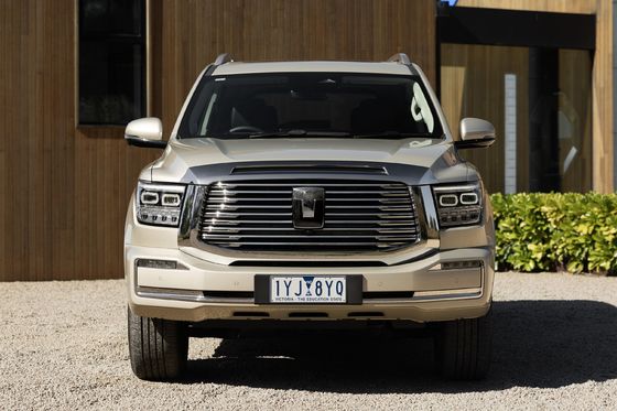 New Energy Car 2023 TANK 500 PHEV AWD Drivetrain 180km/h Top Speed With 6.9sec 0-100acceleration