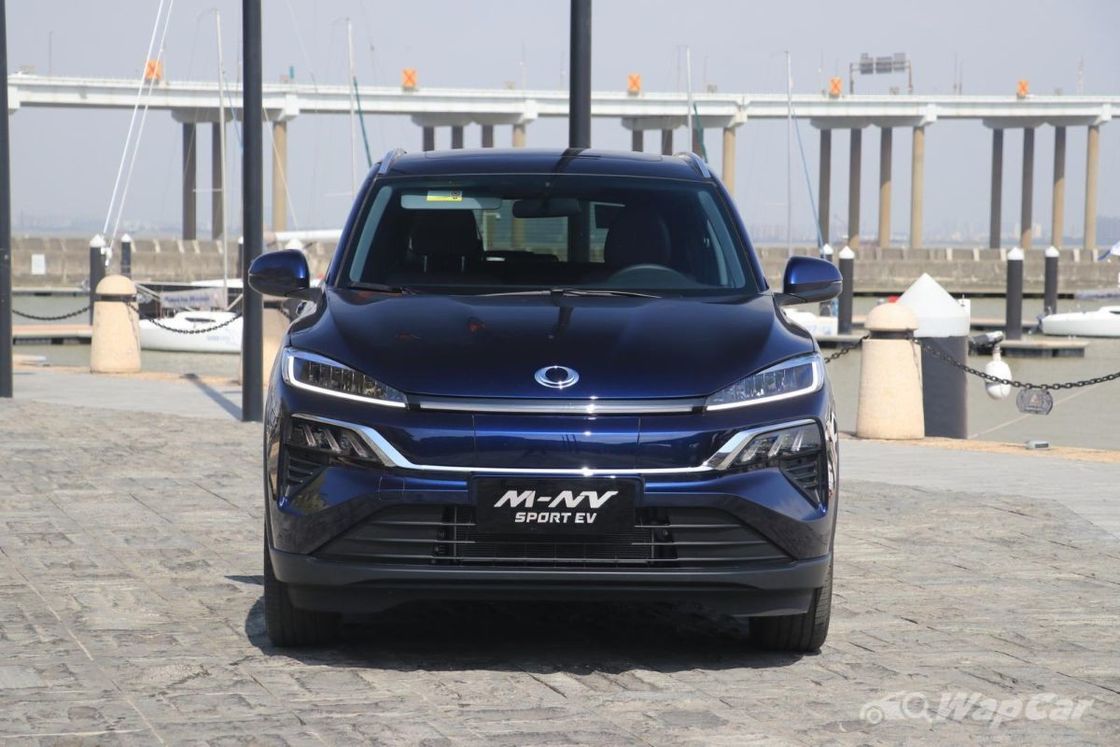 2023 China Nuevo coche de energía Honda Mnv coche eléctrico cargador rápido Venta a alta velocidad