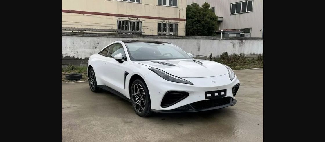 64.27kwh Vehículos accionados por batería @ NEZHA GT 560km Range Ahorro de energía 2 puertas 4 asientos Hardtop Sports Car