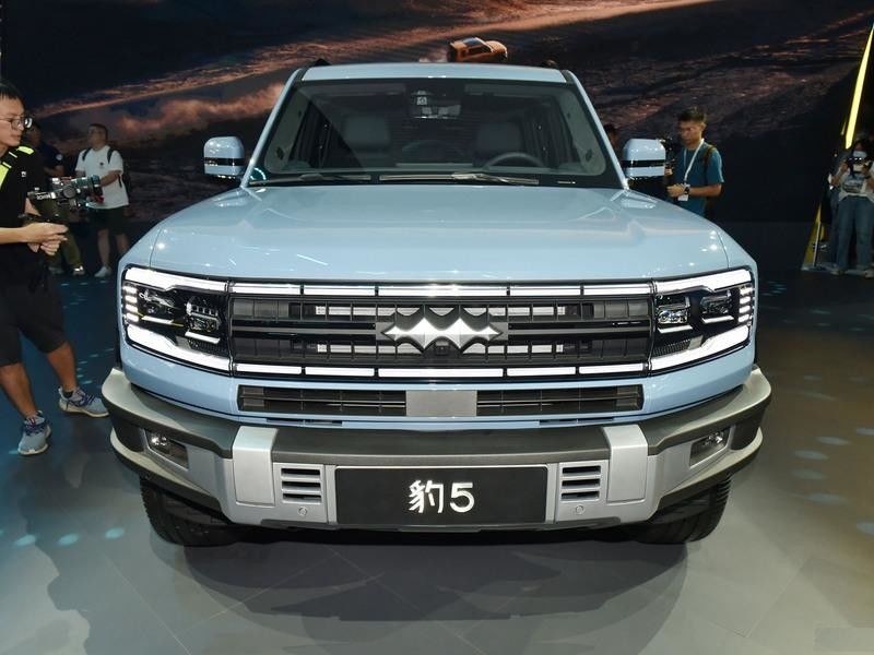 Coche híbrido de lujo fuera de carretera Coche BYD Fórmula Leopard 5 5 puertas/5 asientos SUV NEDC Rango 1200km